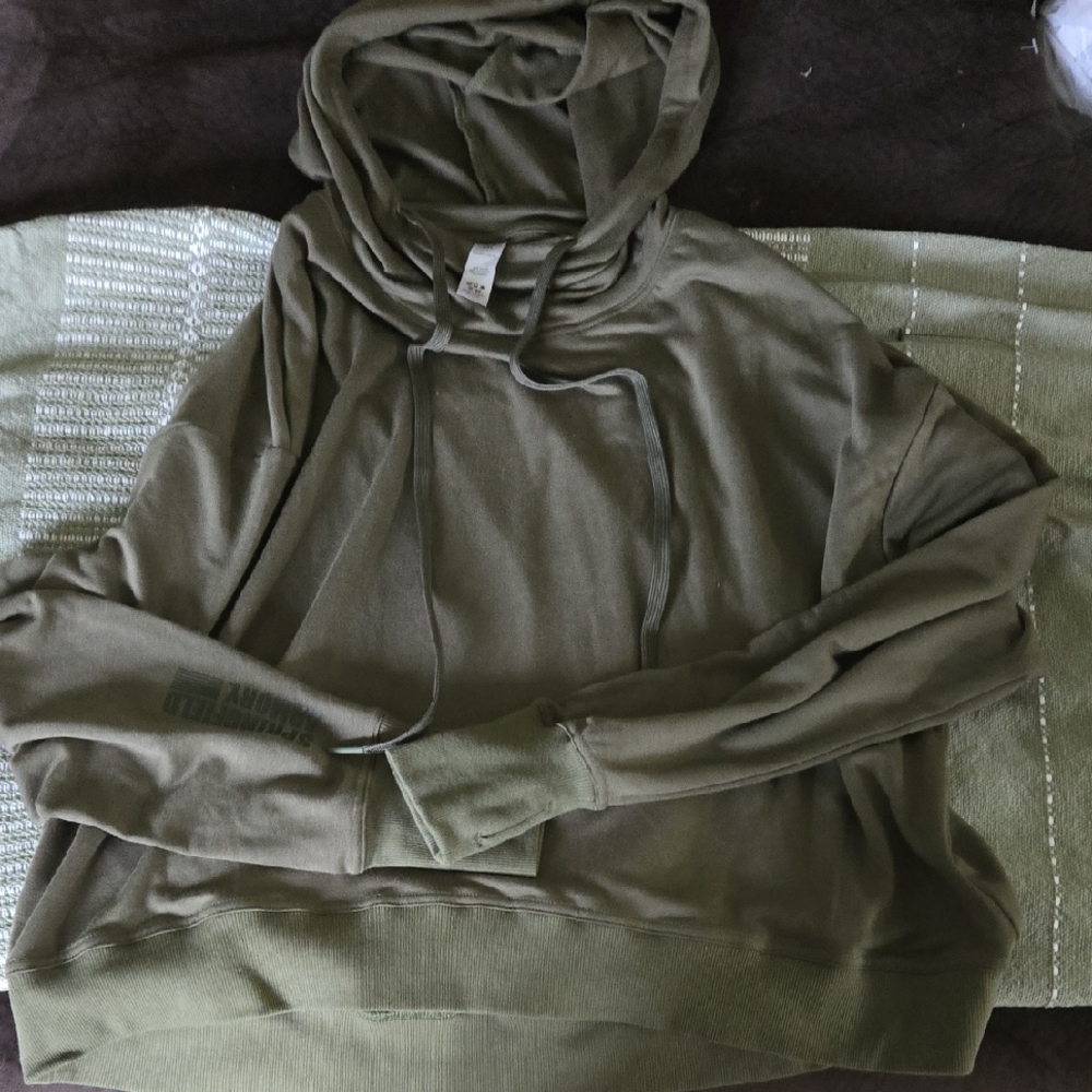 ALEXO Olive Green Pull Over